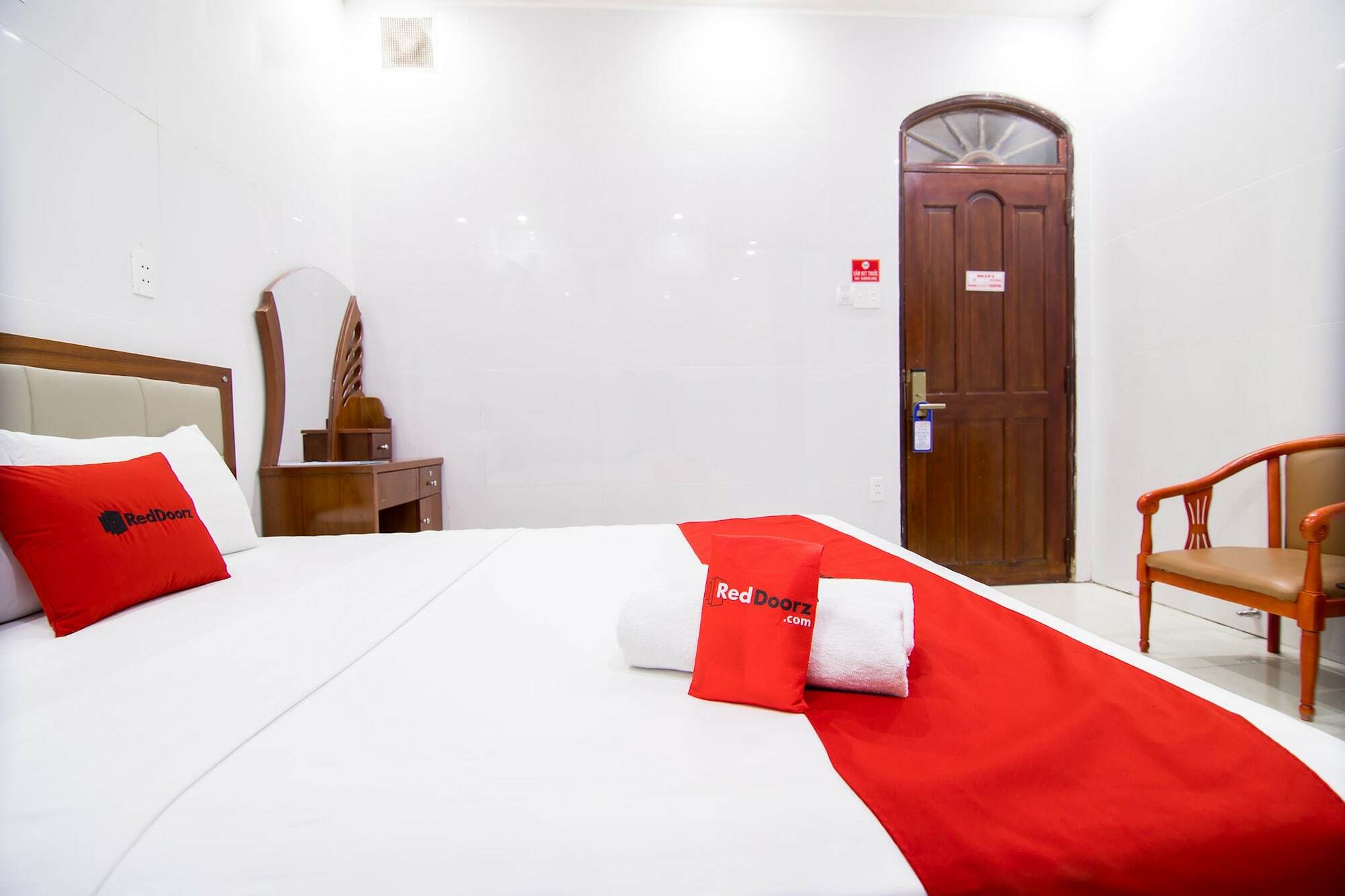 Reddoorz Plus @ Pham Ngu Lao 2 Ho-Chi-Minh-Stadt Exterior foto